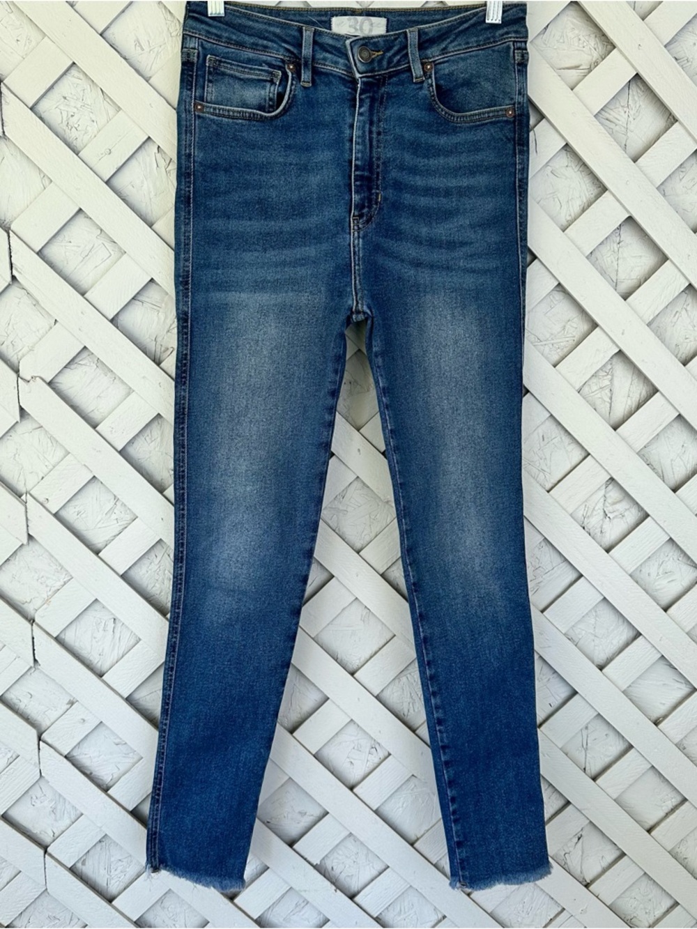 FREE PEOPLE We The Free Skinny Frayed Hem Ankle Jeans High Waisted Waist 28